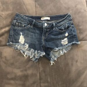 Guess low rise denim shorts